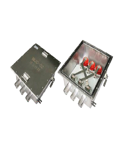 Cross Boudning Link Box